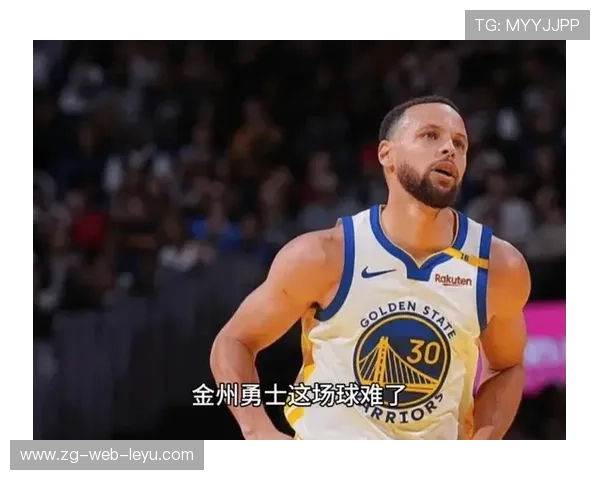 库里无球绕掩护，金州勇士空间瞬间放大